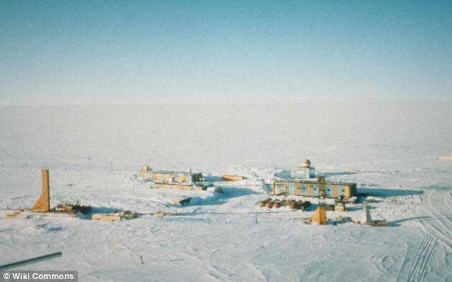 Vostokas ezers ir apmēram 500... Autors: Karalis Jānis Dzīvība zem Arktikas ledus.