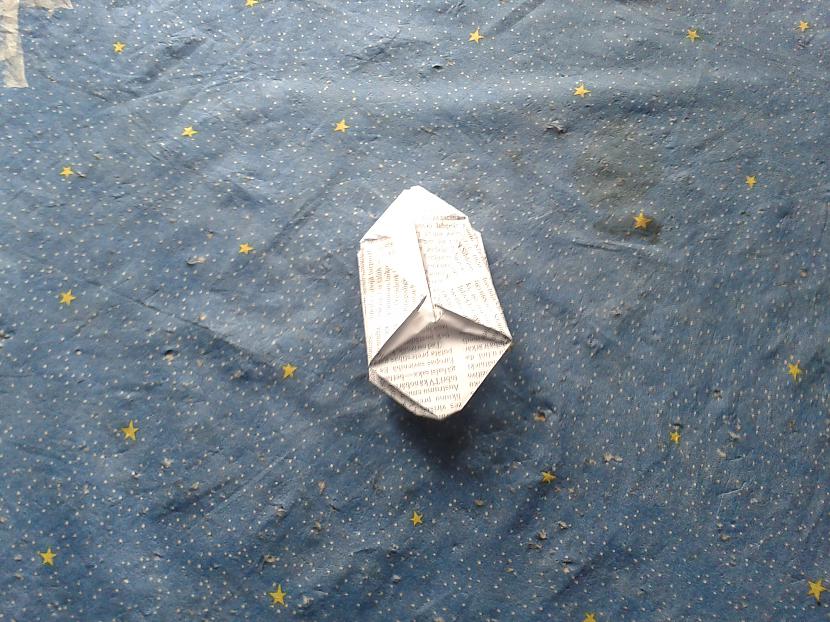 To pascaronu izdarām arī otrā... Autors: Fosilija Origami māksla – Kubiks