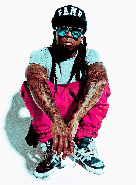  Autors: hiapple Lil Wayne giffu un bilžu paka. [1]