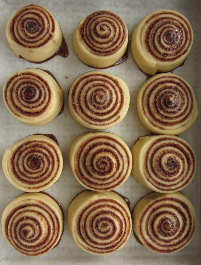 Pirms likscaronanas krāsnī... Autors: Fosilija Kanēļmaizītes (cinnabons)