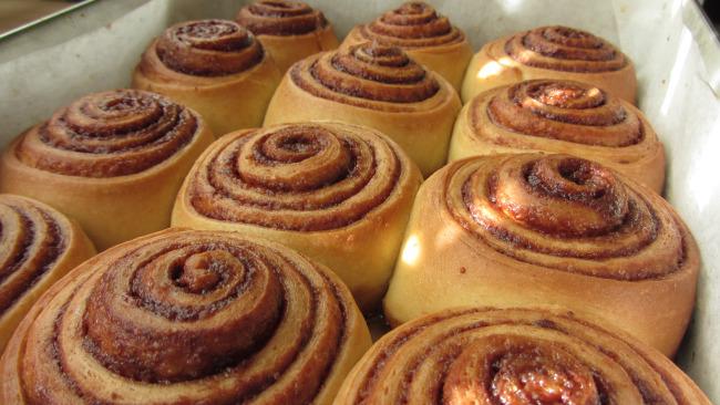  Autors: Fosilija Kanēļmaizītes (cinnabons)