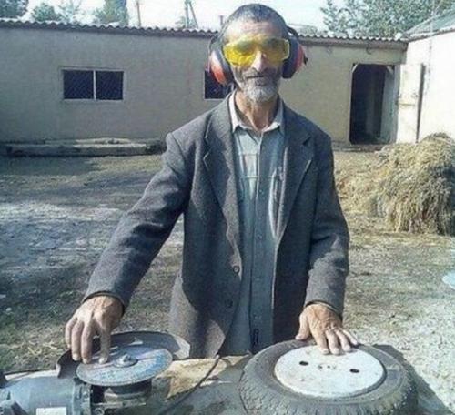 Titulbildenbspdafuqfyea Autors: Burlbulis Sudigakais DJ pasaule totals abloms :D