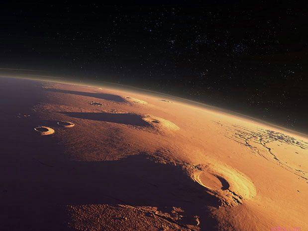 Trīs lieli vulkānu Tharsis... Autors: F A K S Sarkanā planēta Mars.