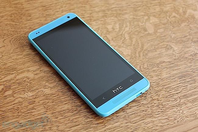  Autors: JellybeanS HTC One izpakošana.
