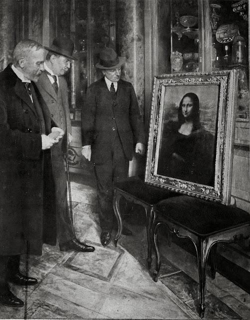AtgriezscaronanāsNākamajā... Autors: Malaks Mona Liza ir nozagta!