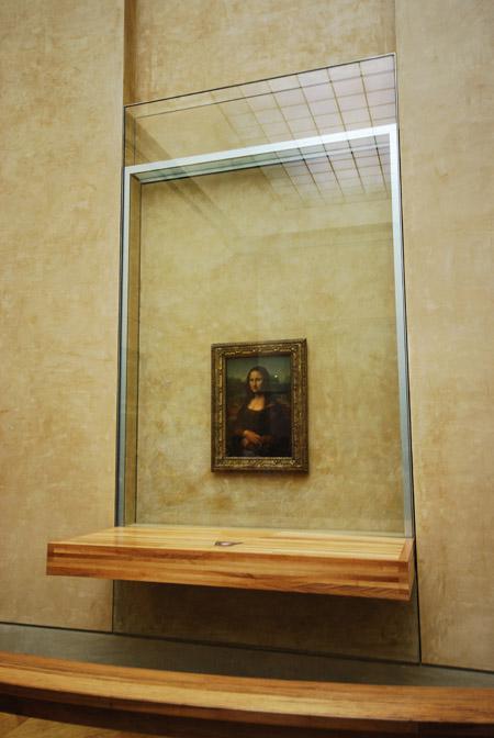 Mona Liza ir izstādīta aiz... Autors: vipiis Kā saglabāt Monu Lizu?