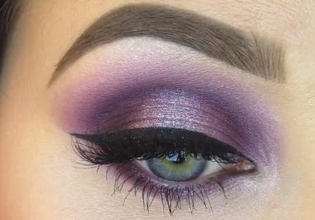  Autors: originalsnosaukums D.I.Y. MakeUp: Purple glitter makeup Tutorial