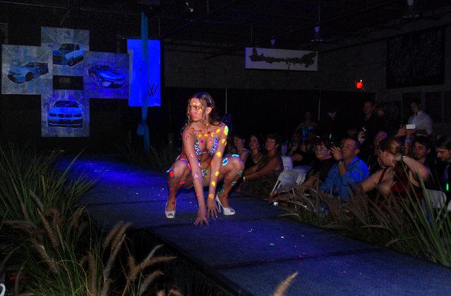  Autors: Hello Florida Fashion Week 2014.