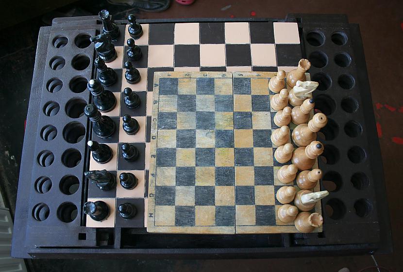 salīdzinājumā ar veco P Autors: Risoft uzbūvēju šaha galdiņu