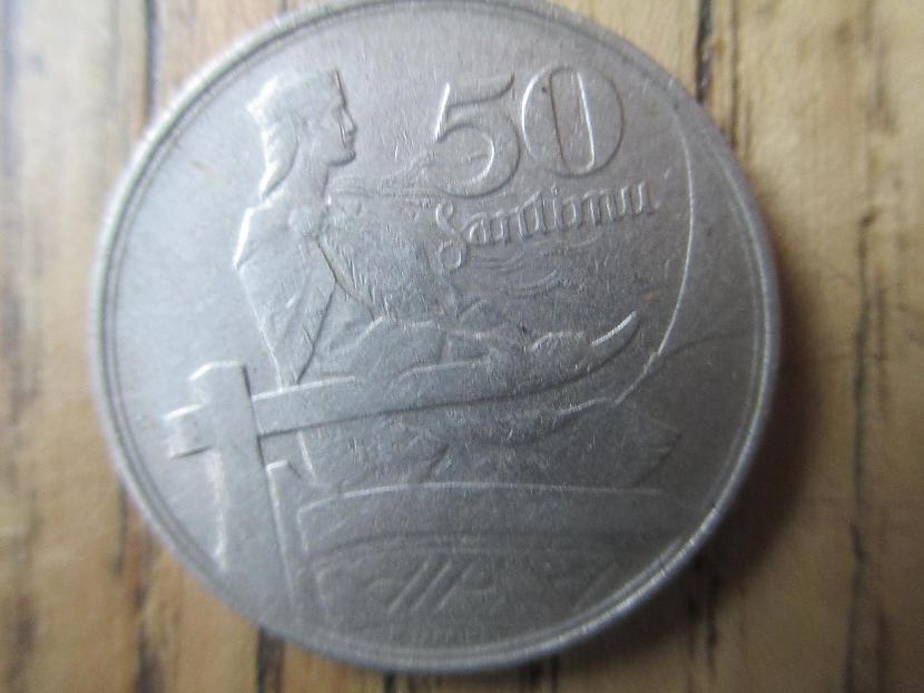 Latvijas piecdesmit santīmi... Autors: Sātans Interesantākās monētas kas man pieder.
