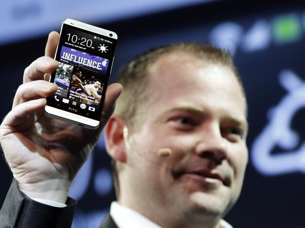 Intervijā Business Insider... Autors: vodkam Galaxy S5 nekas vairāk kā lēta  plastika