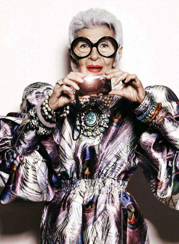 Iris Apfel ir amerikāņu... Autors: sviestapika Iris Apfel