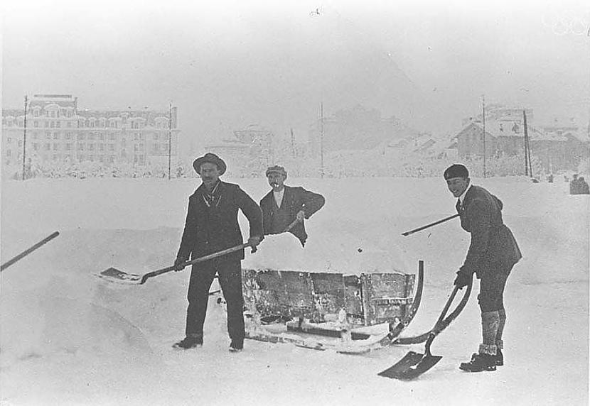 Gatavoscaronanās sacensībām ... Autors: Fosilija Pirmās Ziemas Olimpiskās spēles.