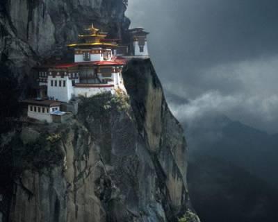 nbspTigers Nest Monastery ... Autors: Fosilija 10 iespaidīgākie tempļi!