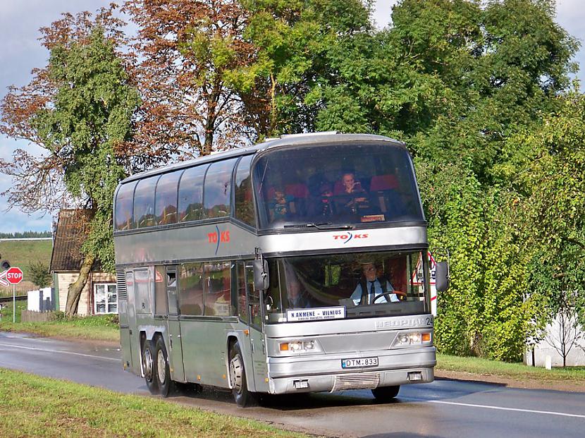 Neoplan N1223 Skyliner Autors: bobija UAB „Tolimojo keleivinio transporto kompanija,Almir“,Klaipėdos autobusų parkas