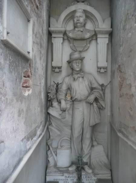 nbspRecoleta kapsēta Argentīnā... Autors: Raziels Neparasto kapa pieminekļu neparastie stāsti