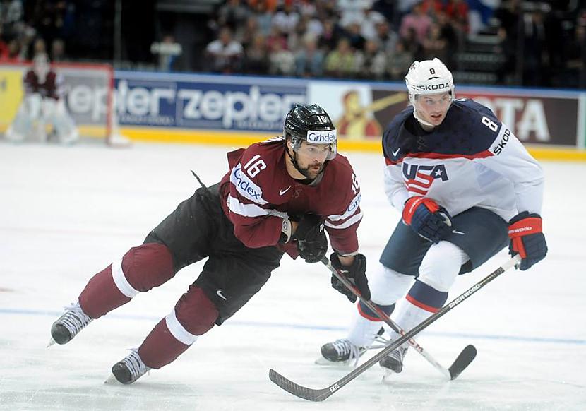 Otrais periods abas komandas... Autors: Hokeja Blogs Latvija emocionālā spēlē uzvar ASV hokeja izlasi