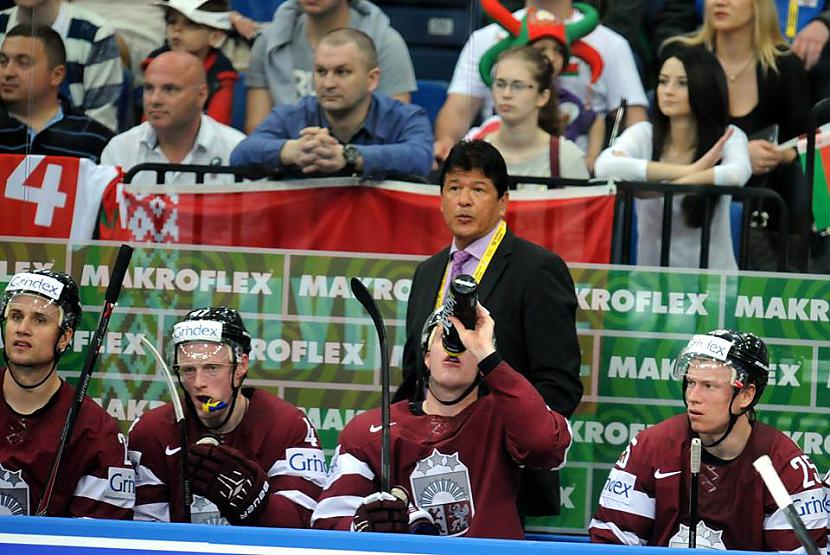 Pirmais periodsnbsp2 minūtē... Autors: Hokeja Blogs Dramatiskā cīņā Latvija piedzīvo zaudējumu Baltkrievijai