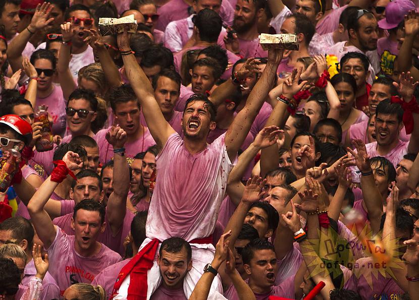  Autors: Hello Festivāls (pasākums ) San - Fermin !