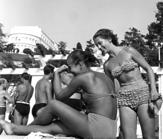 Atpūta pludmalē Autors: bombongs Sievietes Padomju Savienībā