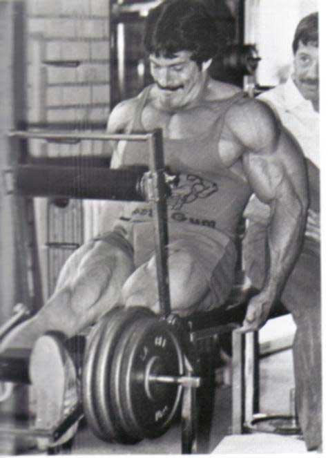  Autors: Stallion Mike Mentzer-Heavy Duty