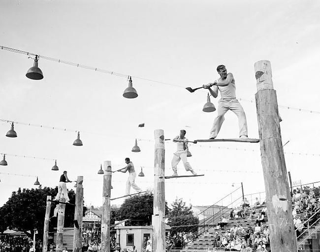 Mežcirtēju sacensības Sidnejā... Autors: Prāta Darbnīca Neparastas vēstures fotogrāfijas (1.daļa)