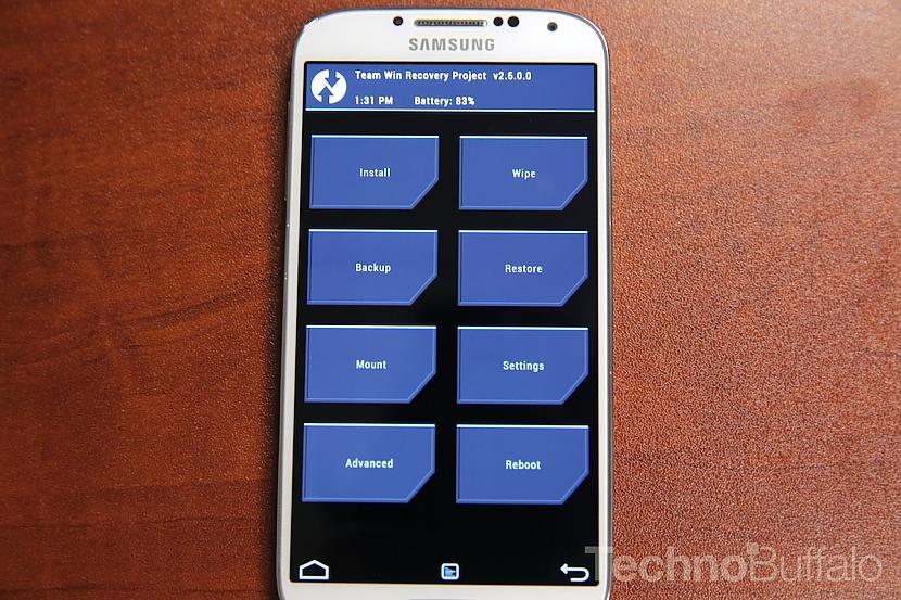 Visas Android ierīces nāk kopā... Autors: ParaDice Kas ir Custom Recovery un kā to ieinstalēt savā Samsung viedtālrunī?