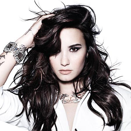 Demija Lovato Autors: Punktuaalais Zvaigznes kas līdz 20 gadu vecumam nopelnīja milijonus