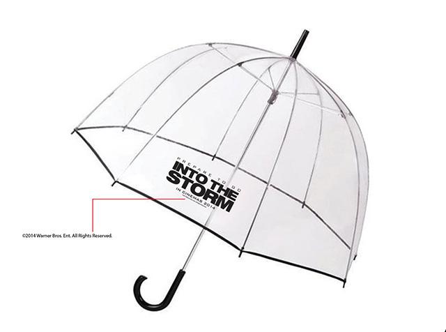 Ne mazāk stilīgs lietussargs... Autors: Spoki Pretī vētrai