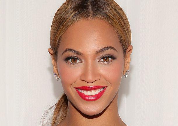 25vieta Beyonce Autors: Dzives skola TOP30 pasaulē skaistākās sievietes. BAUDIET!!!
