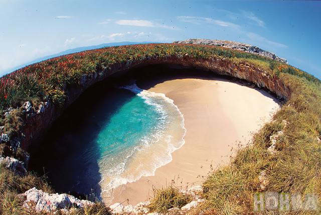 Apslēptā pludmale Meksikā Autors: Fosilija Neparastākās pludmales pasaulē.~!