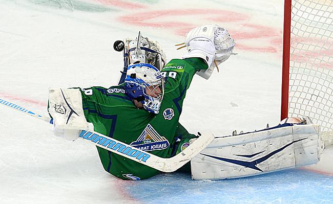 Andrejs Vasiļevskijs Ufa... Autors: AnonimaisxD KHL labākie vārtu sargi..