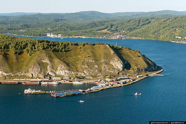  Autors: Hello Baikāla ezers un apkārtne no putna lidojuma.