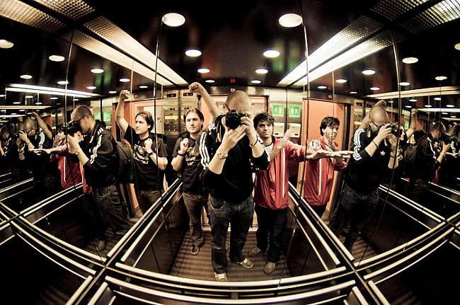 Spoguļi liftos tiek likti lai... Autors: BARAKA OBAMAKA Fakti kas tevi pārsteigs!