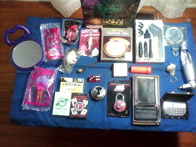 Box of stuff from my Junk... Autors: ORGAZMO Ebay pērlītes!!