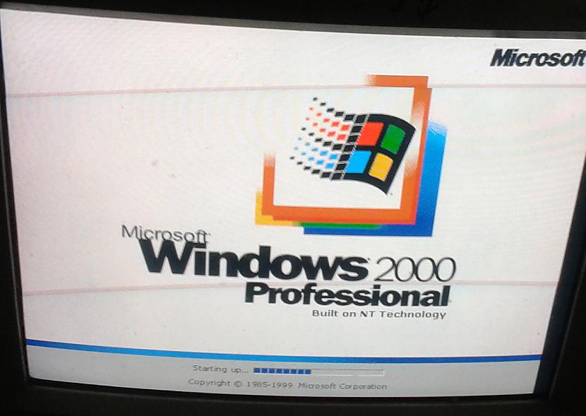 Windows 2000 PRO jeiiinbspUn... Autors: Werkis2 Vecs serveris Compaq Deskpro 6000