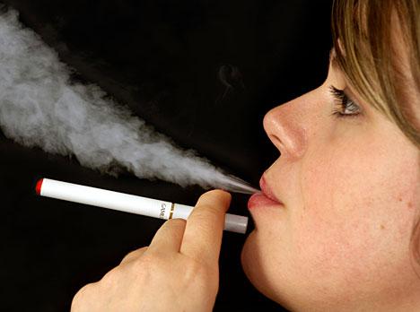 USA katru dienu apmēram 4000... Autors: High End Renars K 10 Fakti par smēķēšanu
