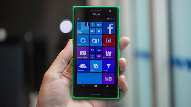  Autors: Fosilija Nokia Lumia 735 pieejams Latvijā