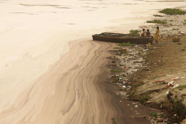 Autors: im mad cuz u bad Pretīgais piesārņojums Indijas upē