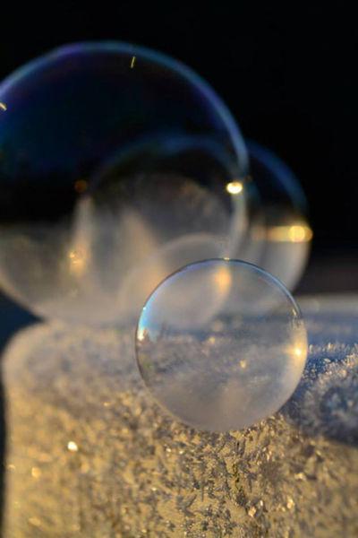  Autors: im mad cuz u bad Aukstuma ietekme uz pūšamajiem burbuļiem