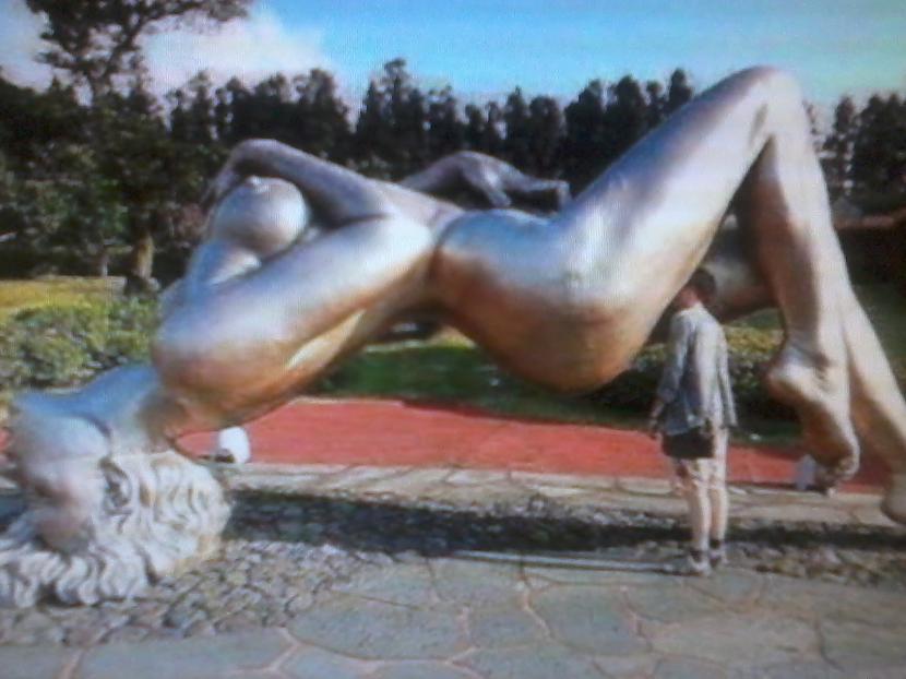Tā nu gan ir milzenenbsp Autors: Gmonster Neparastas skulptūras, kas nav bijušas spokos