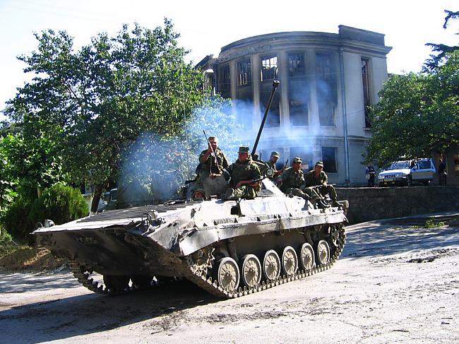 Abu puscaronu mdash gan... Autors: PatiesiAnonims Krievijas - Gruzijas Konflikts (2008)