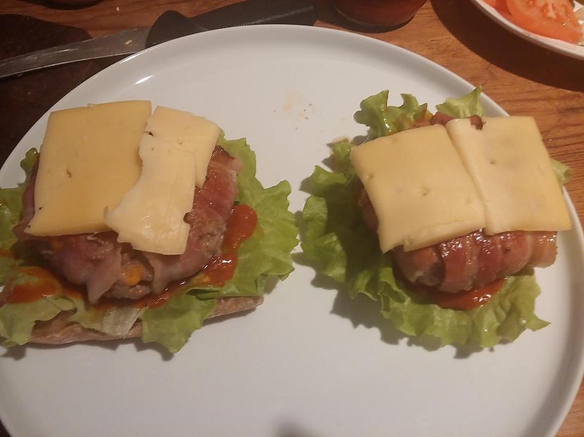 Holandes siera scaronķēli pāri Autors: Fosilija Homemade burgerīši