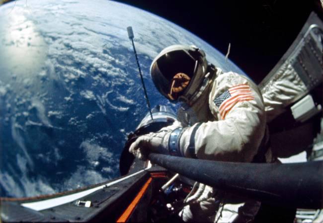 Astronauts Edvins Aldrins... Autors: kaķūns 30 reti foto, kuri nav mācību grāmatās