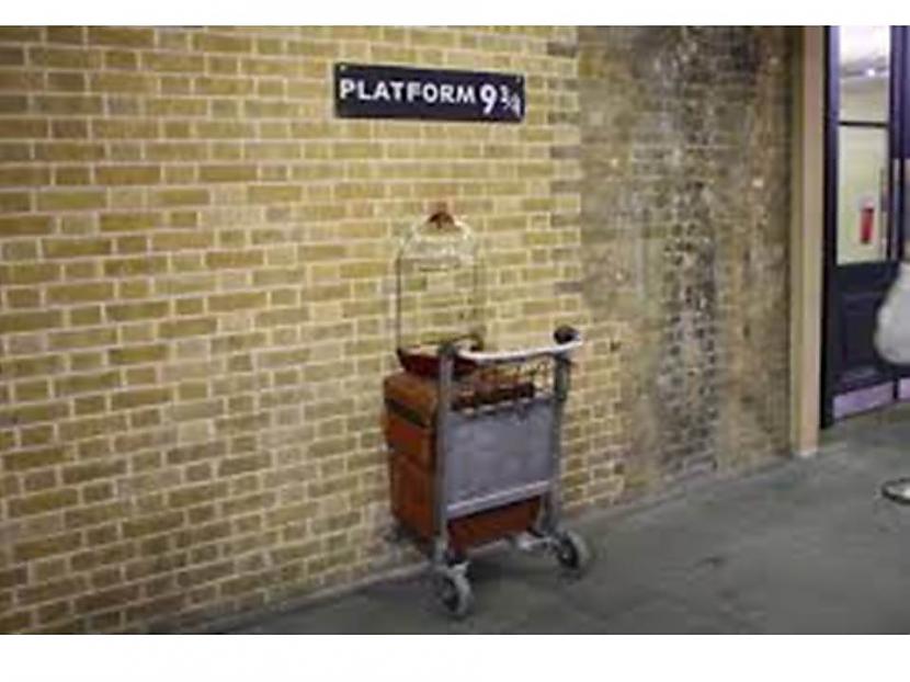 Kingskrosas stacijā Londonā ir... Autors: Vampire Lord Ko tu nezināji par Poteru?