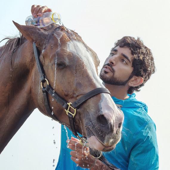 Viņa aizrauscaronanās ir zirgi Autors: Fosilija Dažas ainas no Dubaijas prinča dzīves