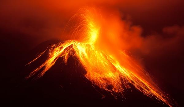 Tamboras kalna eksplozija ... Autors: DEMENS ANIMUS Lielākie sprādzieni, kuriem par liecinieku ir bijis cilvēks.