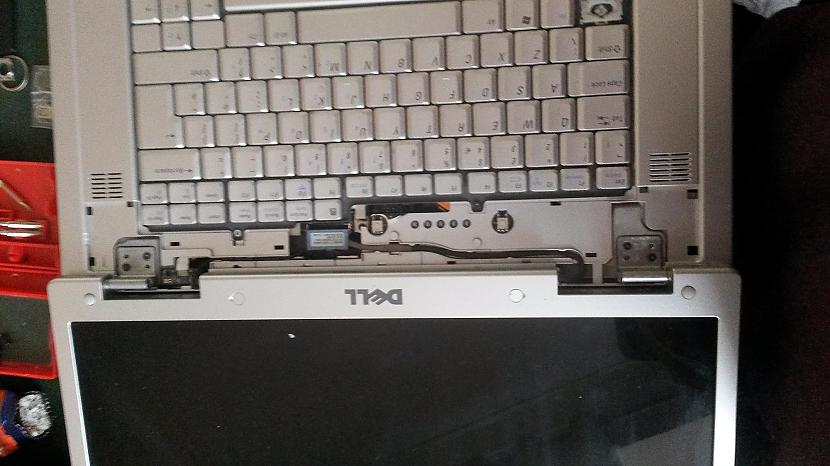 Tatad sim laptopam viss... Autors: Fosilija Mainām skaļruņus un ventilatorus Dell XPS M1710 laptopam