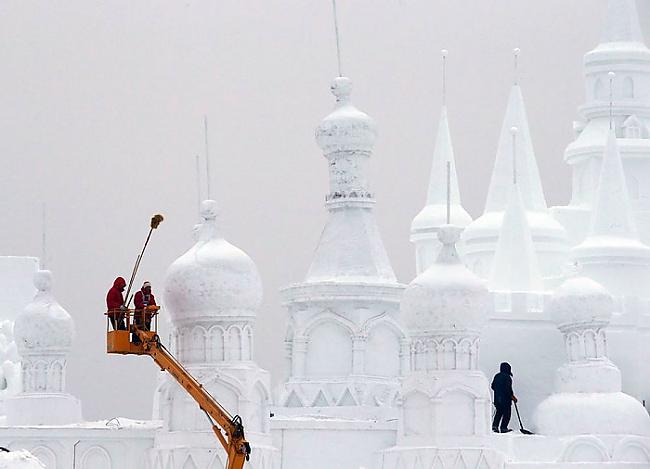 Te var redzet sniega pils... Autors: Lords Lanselots Ledus un sniega festivāls Harbīnē!!!!!