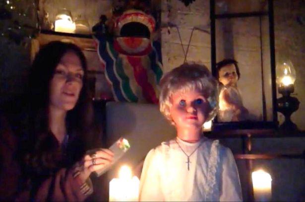 Džeina Harisa paranormālo... Autors: Fosilija Pegija - apsēstā lelle